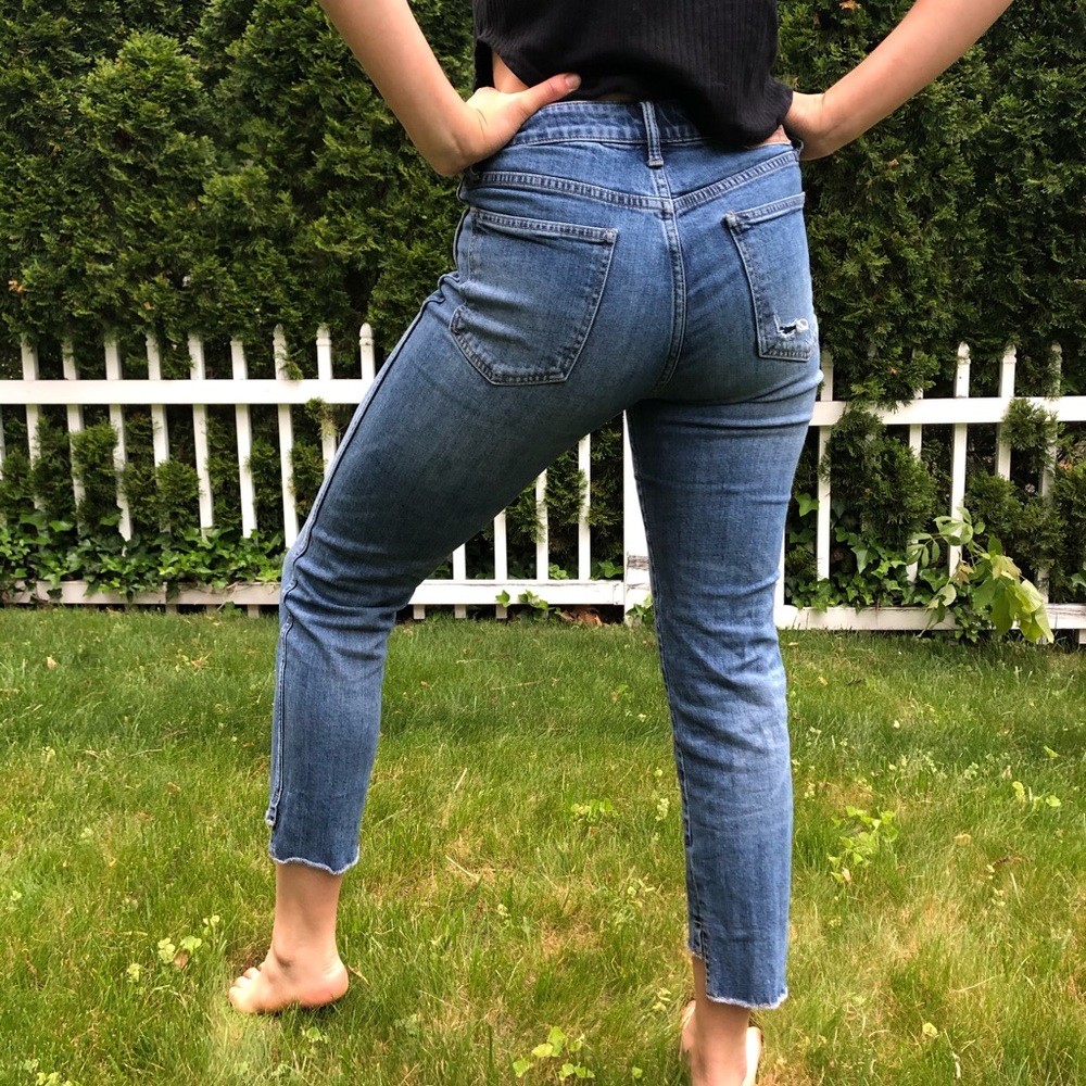 High waisted jeans